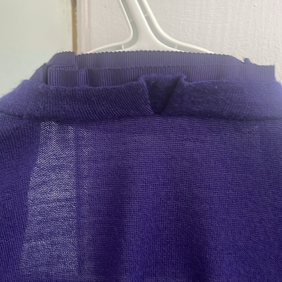 Elie Tahari 100% Extrafine Merino wool purple cardigan - Picture 7 of 7